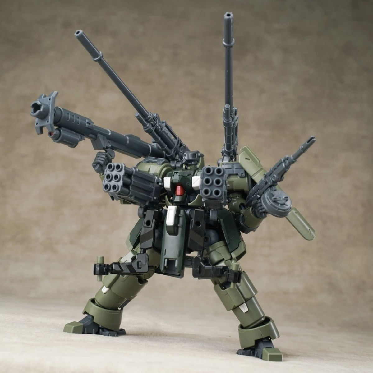 셰이크 메인랜드 자로프 C1 1/144 조립식 중포 메 - Heavy Equipment Manufacturers 리뷰 및 가격